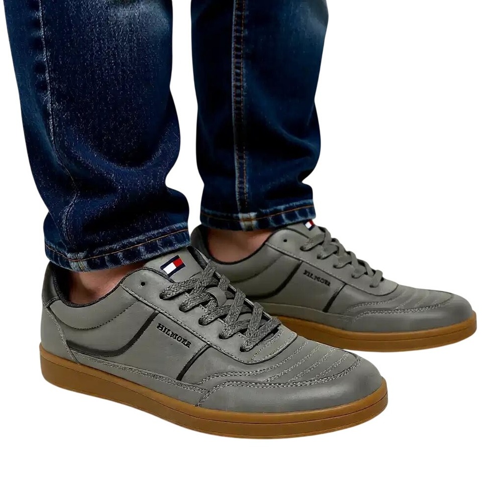 Tommy Hilfiger Mens Gray low-top sneakers Size 11M NWOB
